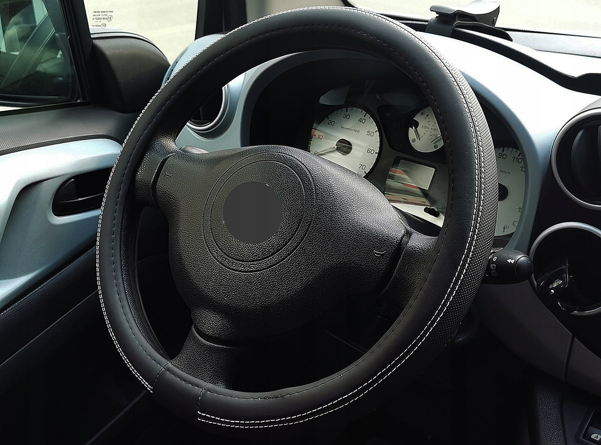 Steering Wheel Cover Mazda 2 3 5 6 CX3 CX5 CX30 Perforated Leather X Manufacturer no brand