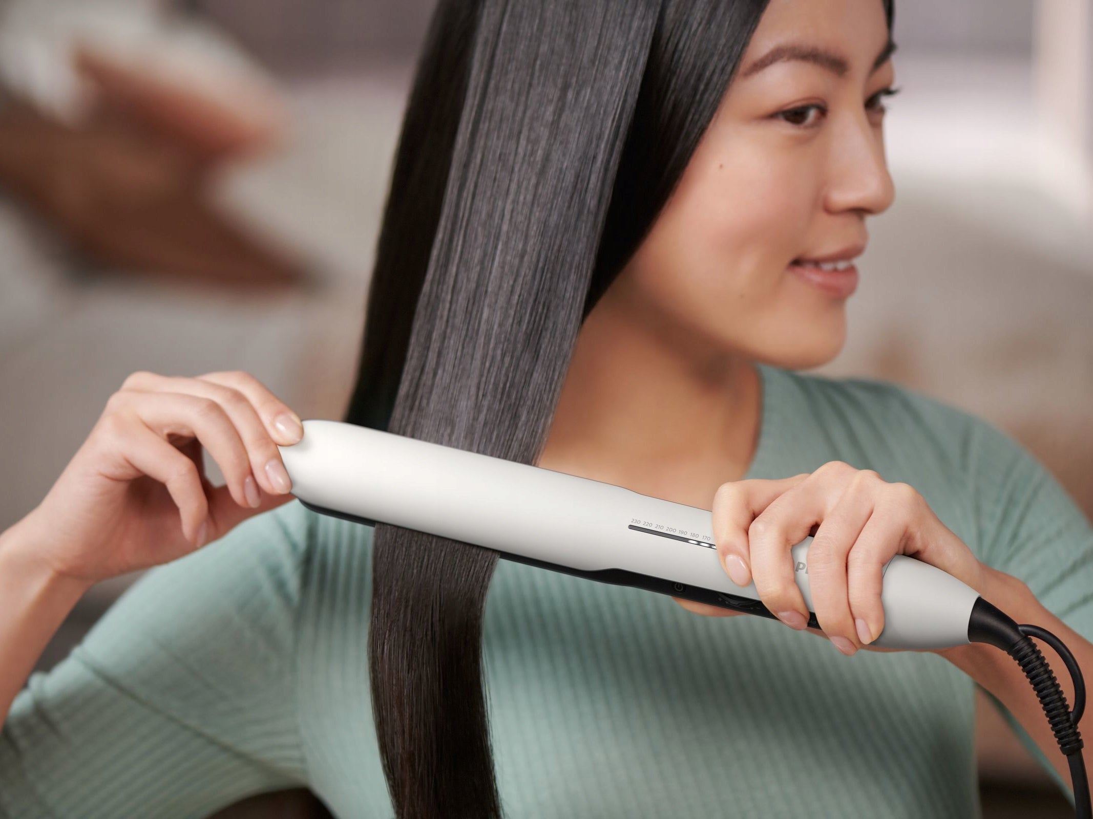Straightener Philips Series 5000 BHS515/00 ThermoShield Ionization Case Manufacturer code BHS515 00