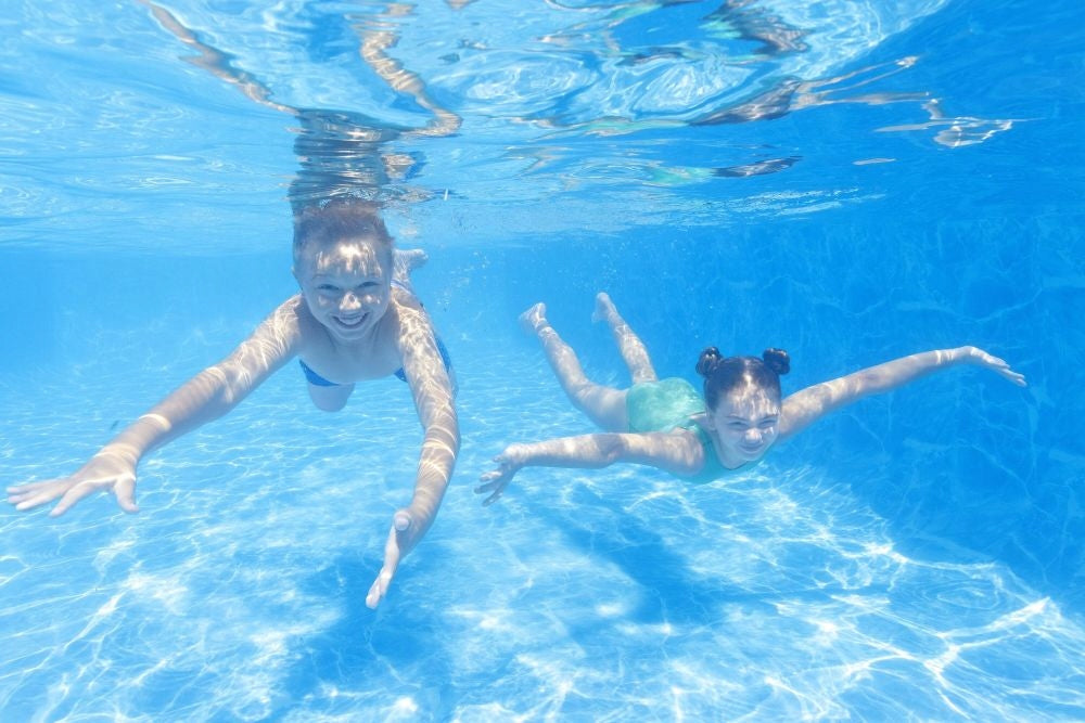 Swimming pool APX 365 Bestway 561KJ YEAR-ROUND 956x488x132cm WITHOUT ACCESSORIES Brand Bestway