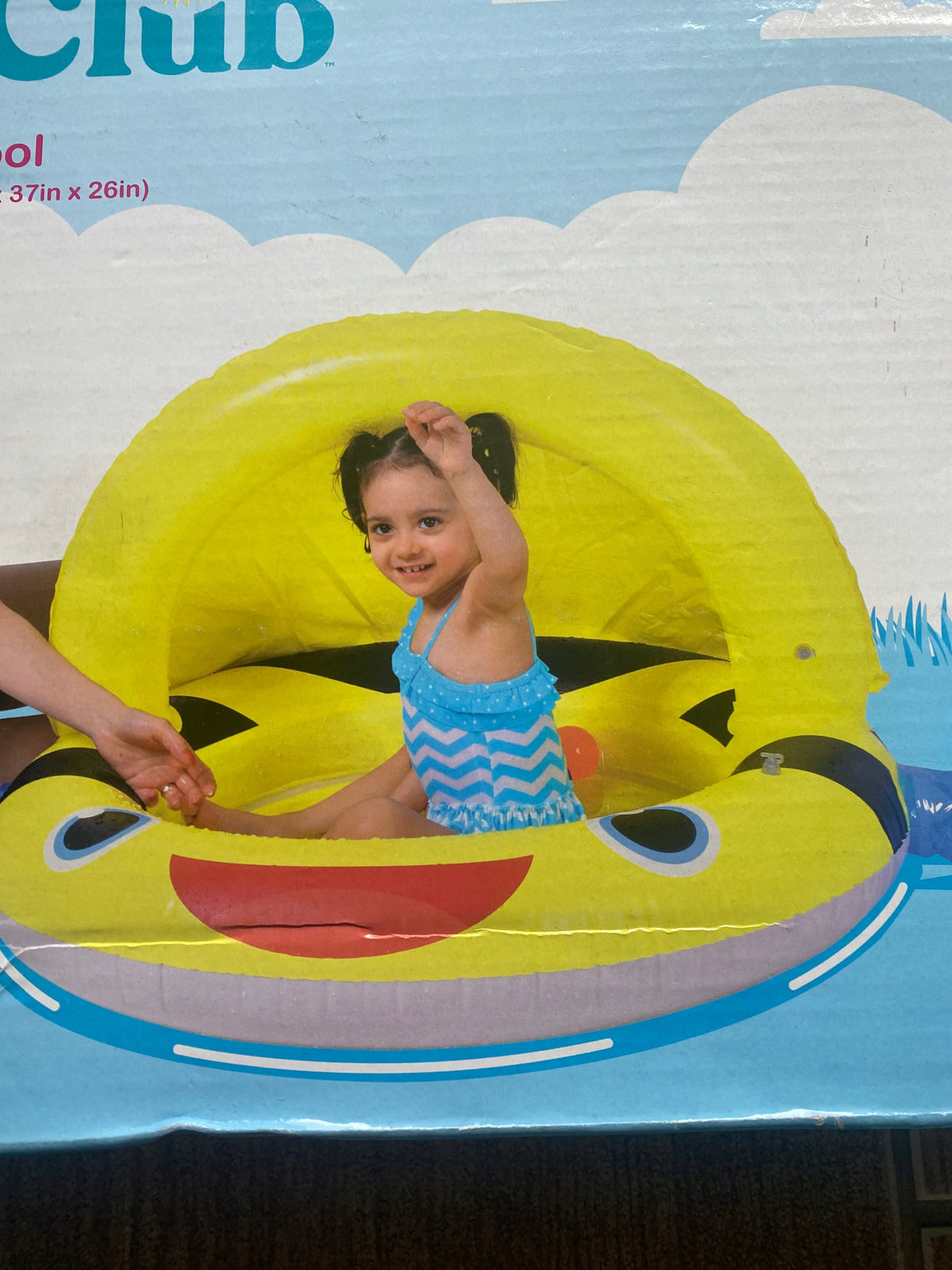 Swimming pool inflatable SunClub bee 120 x 95 x 66 cm yellow Manufacturer code 51015