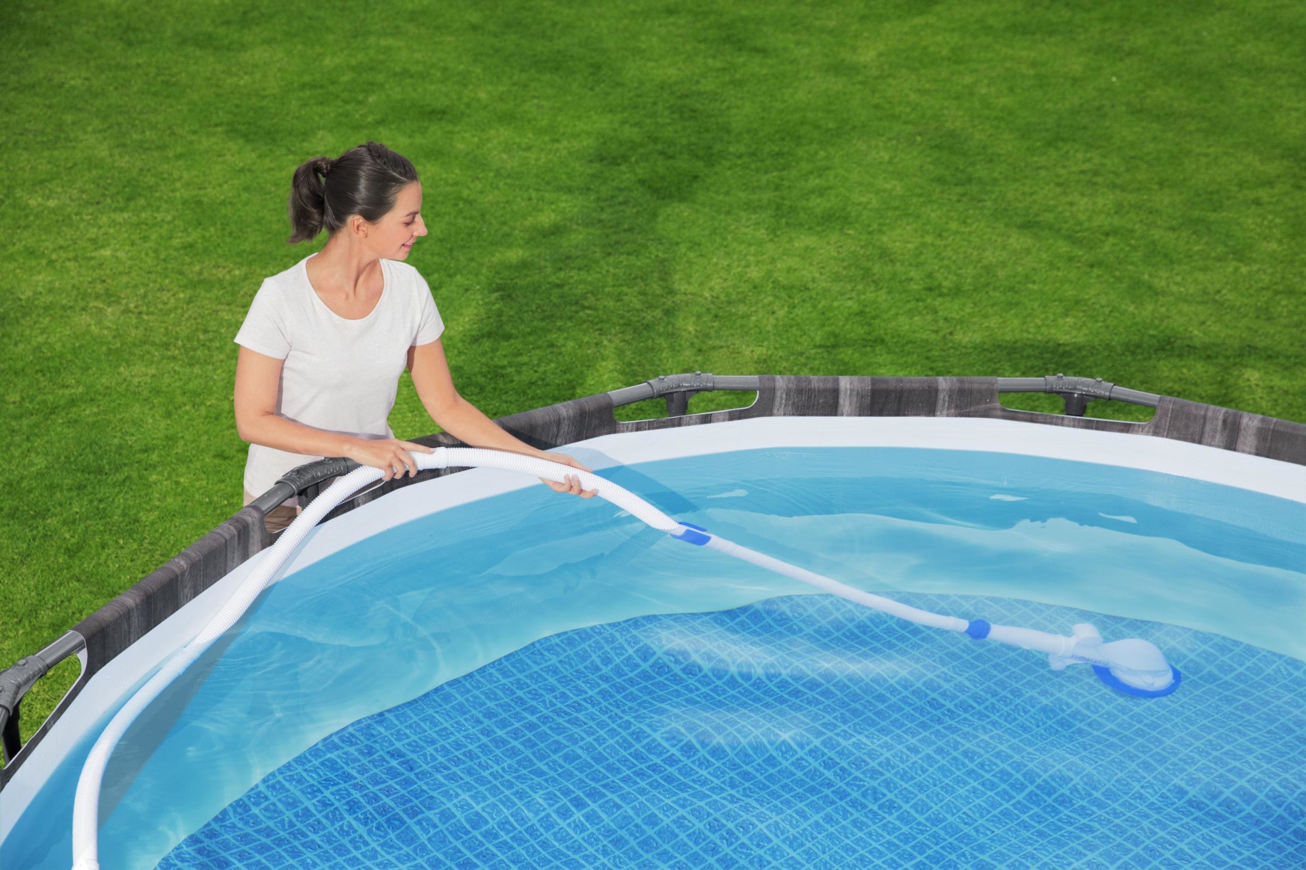 Swimming pool vacuum cleaner Bestway 58628 Product weight with unit packaging 4.4 kg