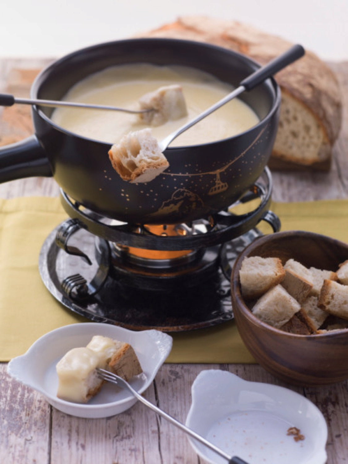 Swissmar Gruyere Ceramic Cheese FONDUE SET for 6 People GIFT Brand no brand