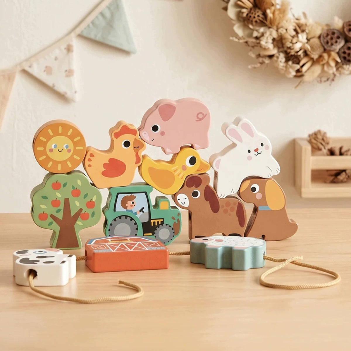 THREADER WOODEN INTERLACING FARM ANIMALS BLOCKS WOOPIE GREEN Manufacturer code 59639