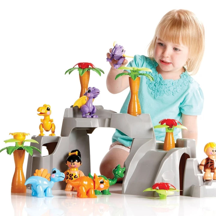 TOLO TOYS - Toli's first car Brand Tolo