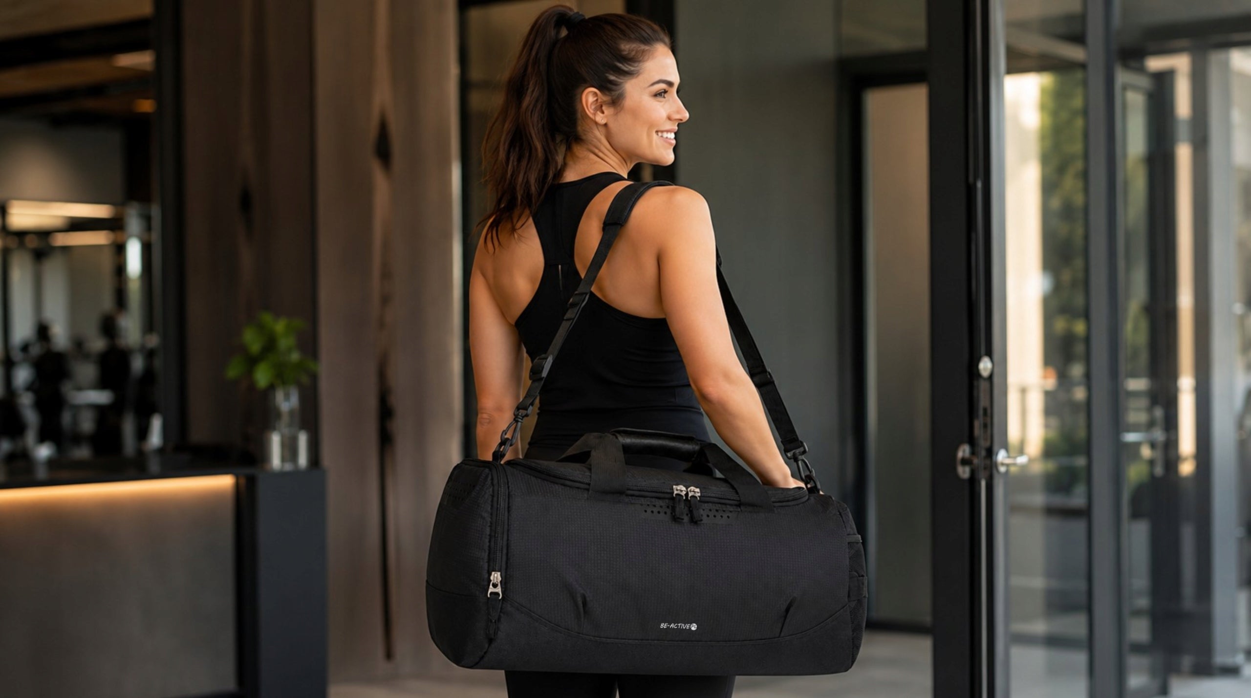 TRAINING BAG SPORTS TRAVEL ARM 30L BLACK GYM FITNESS LUGGAGE Packaging status original