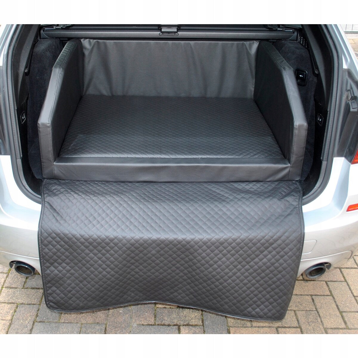 TRAVEL BED FOR DOG TRUNK S EAN (GTIN) 4251769202655