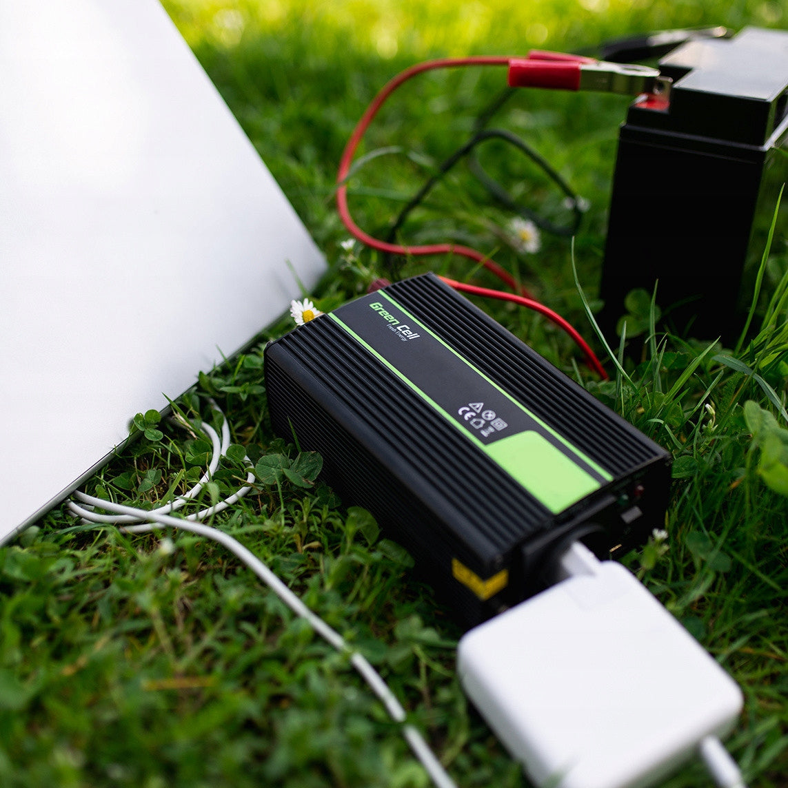 TRUCK INVERTER TIR AKU. 24V - 230V 1000W 2000W GREEN CELL + USB Brand Green Cell