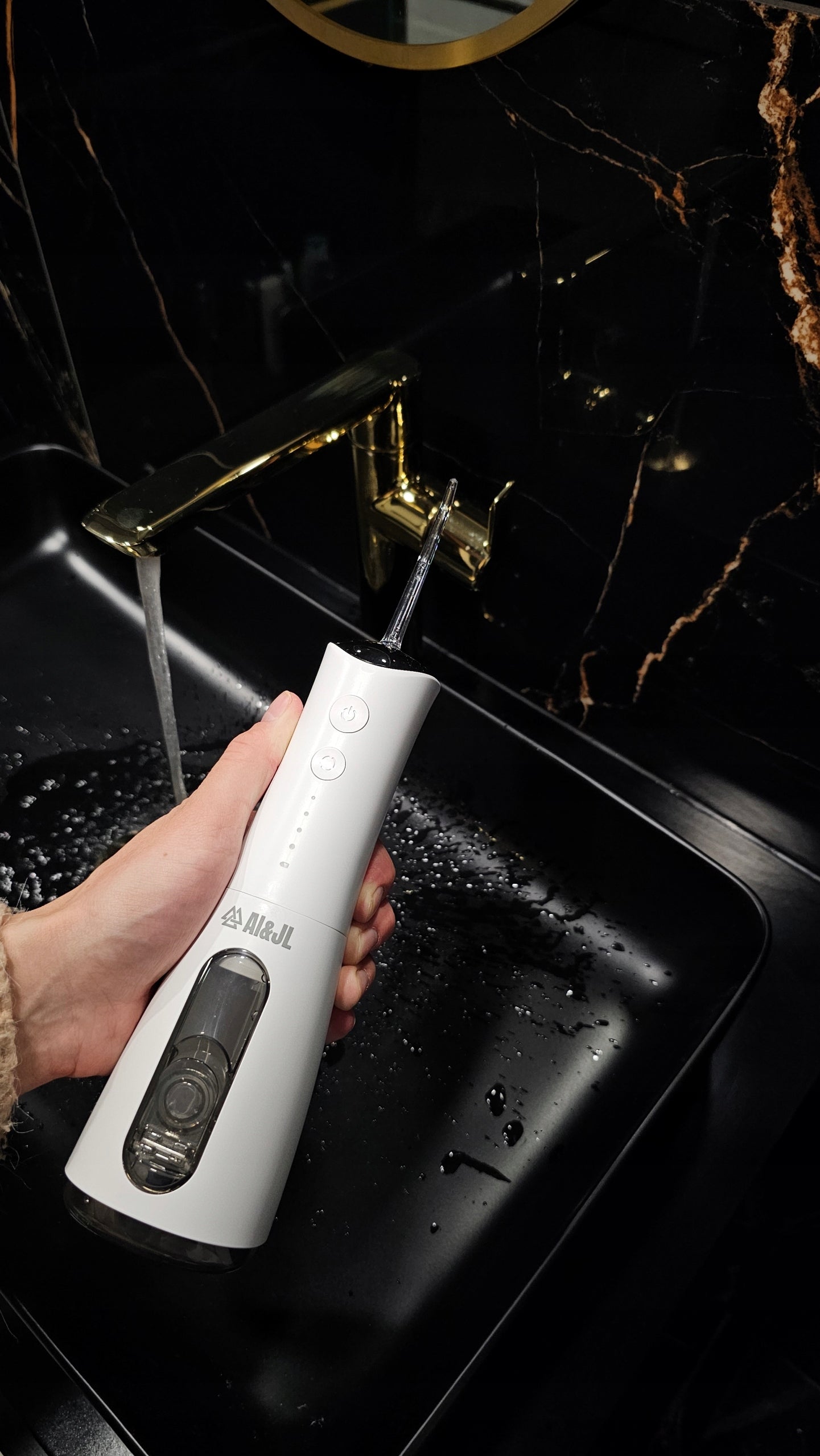 Tooth irrigator AI&JL wireless USB-C IPX7 5 tips 300ml Model AI&JL 2810