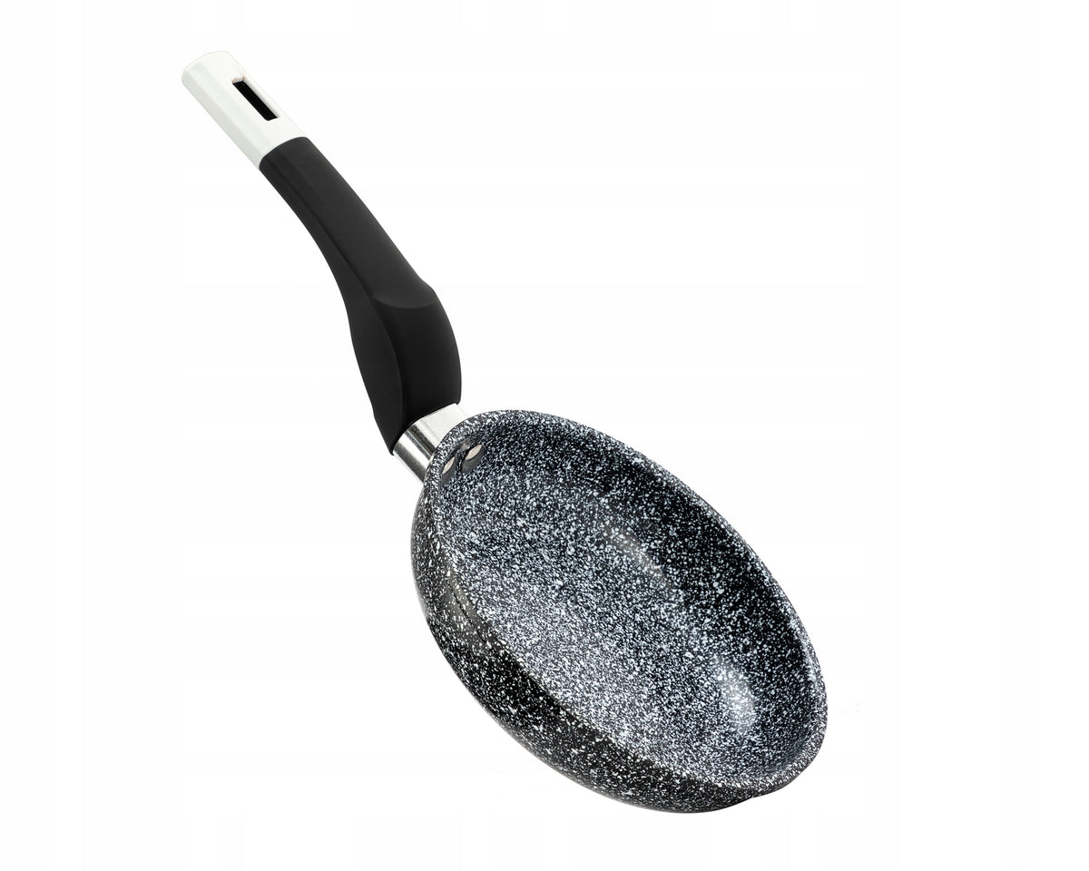 Traditional frying pan PREMIUM 16 cm ceramic Manufacturer code 7501