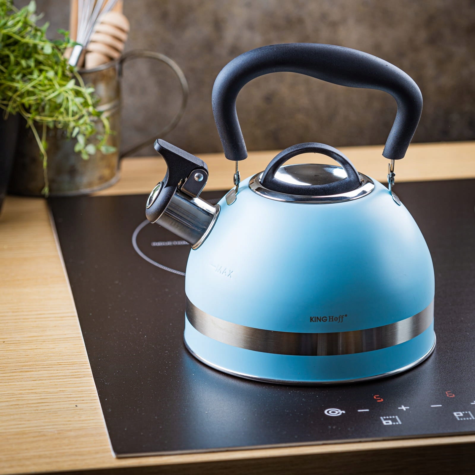 Traditional steel kettle Kinghoff 1,8 L BLUE Induction GAS KH-1857 EAN (GTIN) 5908287218574