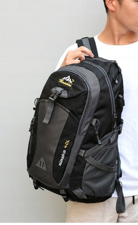 Trekking backpack Alaska 40L black Brand R70