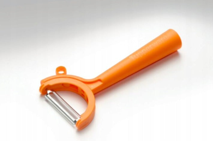 Tupperware Twist peeler – Universal peeler for vegetables and fruits
