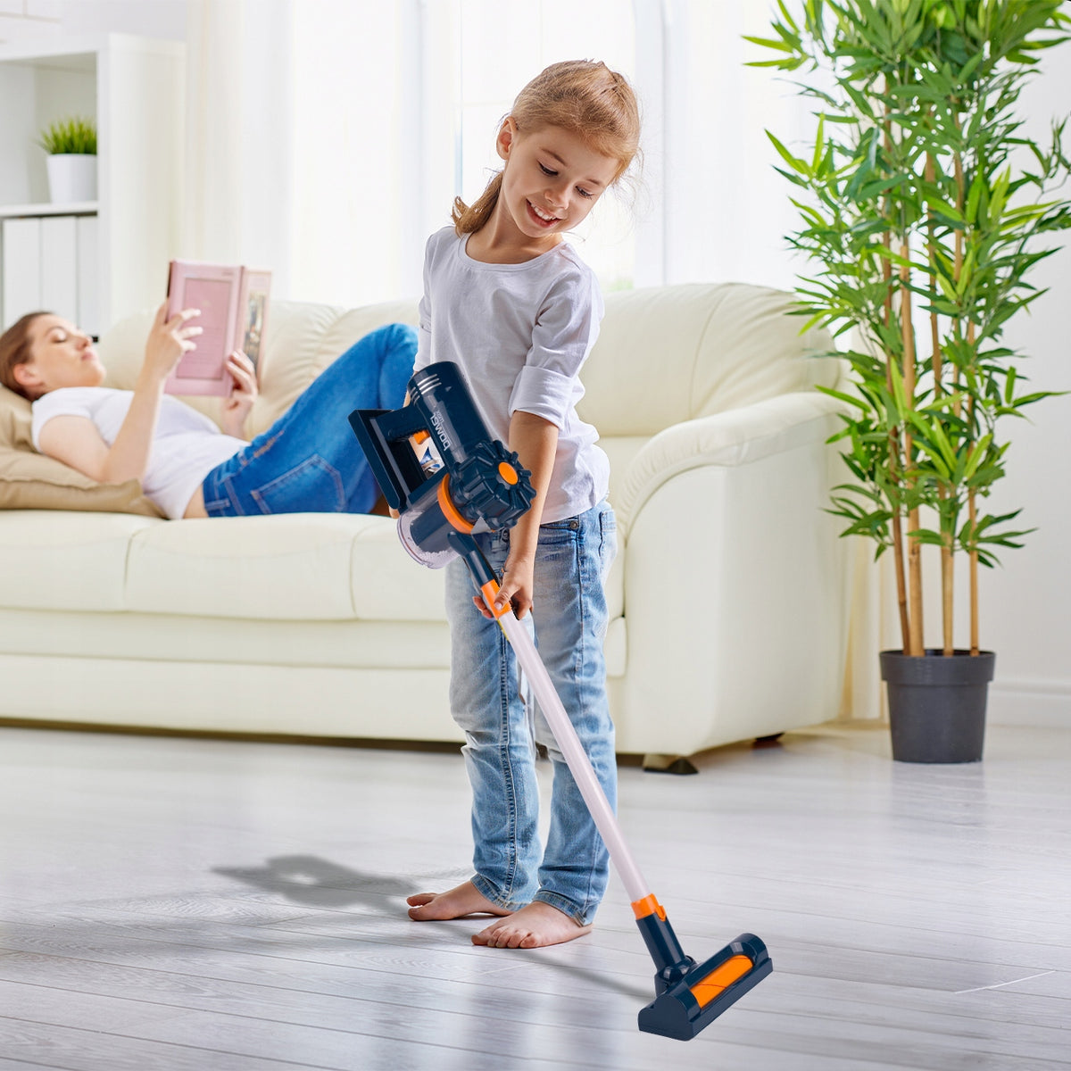 UPRIGHT ELECTRIC VACUUM CLEANER WITH SOUND SUCTION FUNCTION 2IN1 FOR CHILDREN Manufacturer code 111873