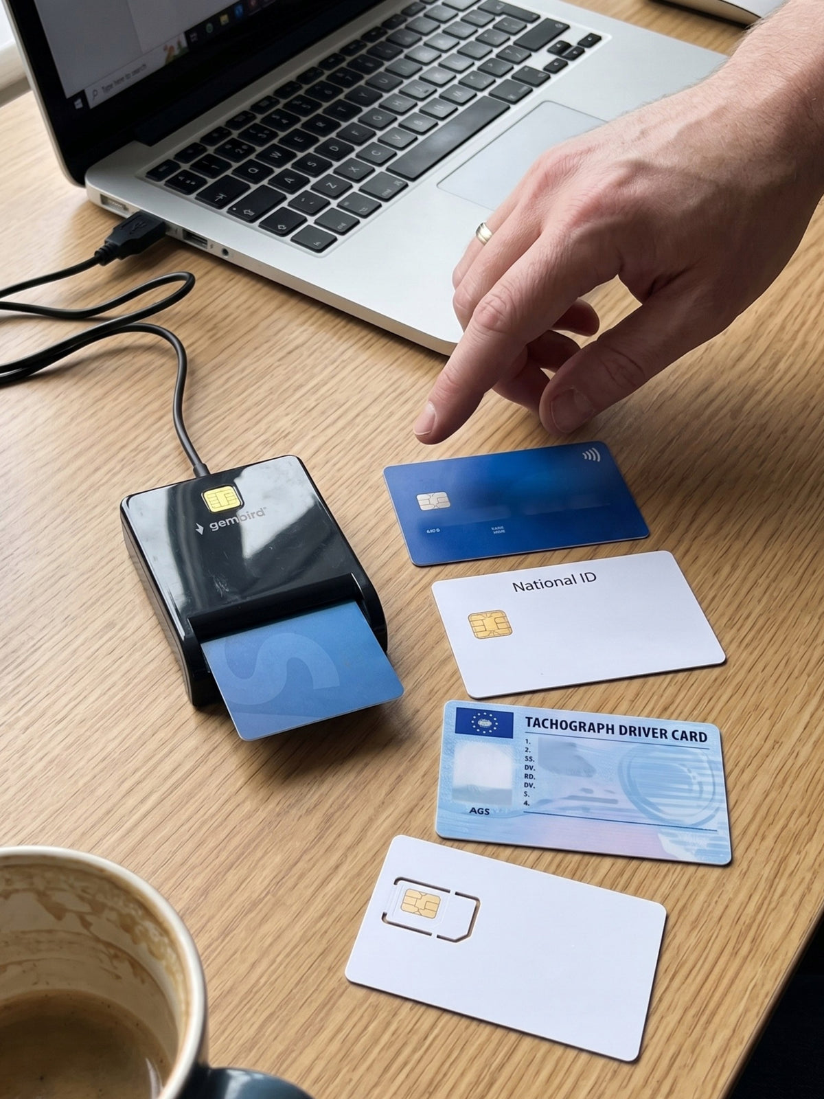 USB Driver Card and Tachograph Reader for Chip ID, CAC, SIM Cards Packaging status original