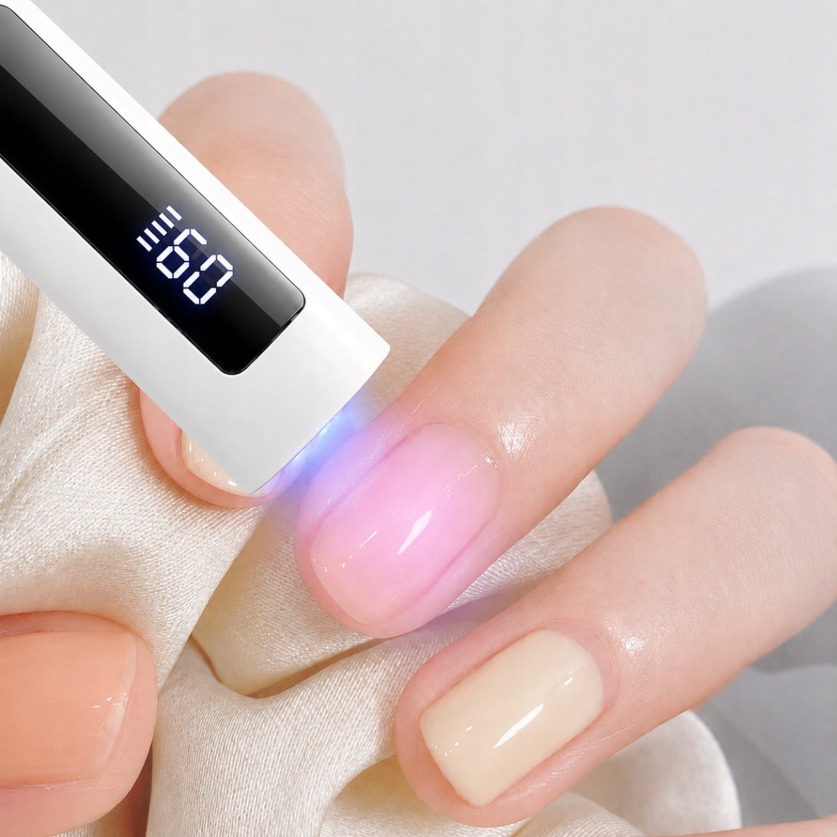 UV LED Mini Nail Lamp Flashlight USB Wireless Holder Portable Manufacturer code Lampa UV Mini turystyczna mocna do paznokci