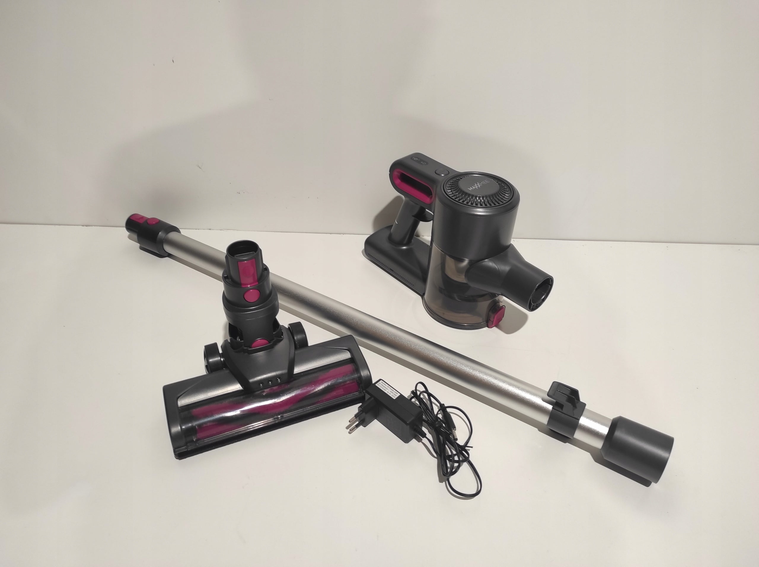 Upright vacuum cleaner MaxxMee MAXXMEE 150W Manufacturer code 02026