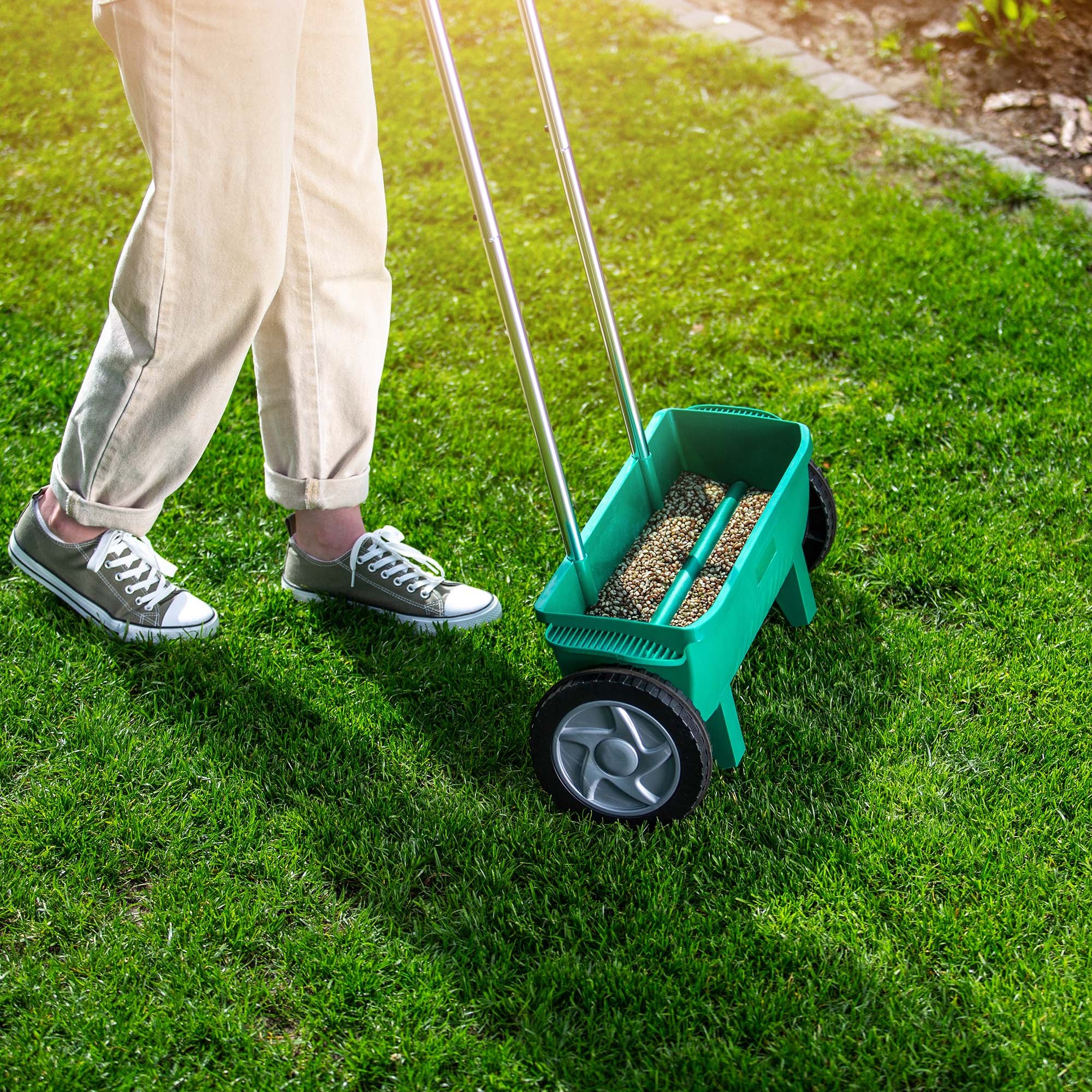 VEGETABLE GRASS SEED SPREADER MANUAL SALT SEED FERTILIZER SPREADER 12L Packaging status original