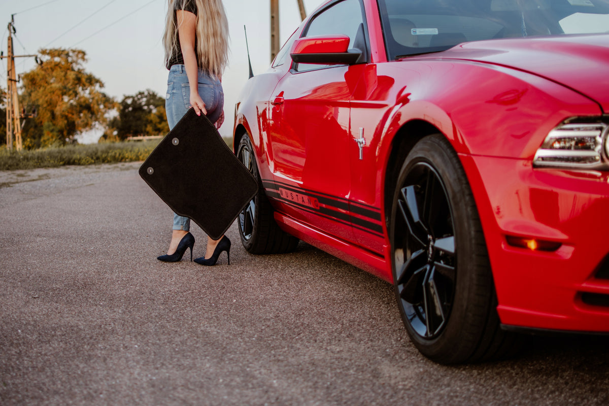 VELOUR CAR RUGS FOR FRONT – ELEGANT BLACK STOPWATCH SET EAN (GTIN) 5907694920315