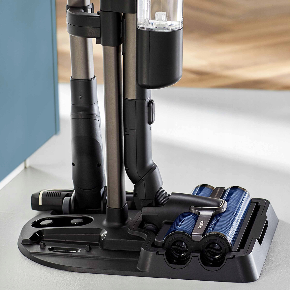 Vacuum cleaner PHILIPS AquaTrio 9000 XW9463/11 (Mopping) Communications battery status indicator display