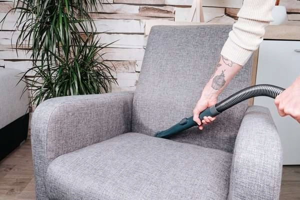 Vacuum cleaner for upholstery, mattresses, carpets DEEPCLEAN 450 W TP2010 Clean water tank capacity 1.8 l