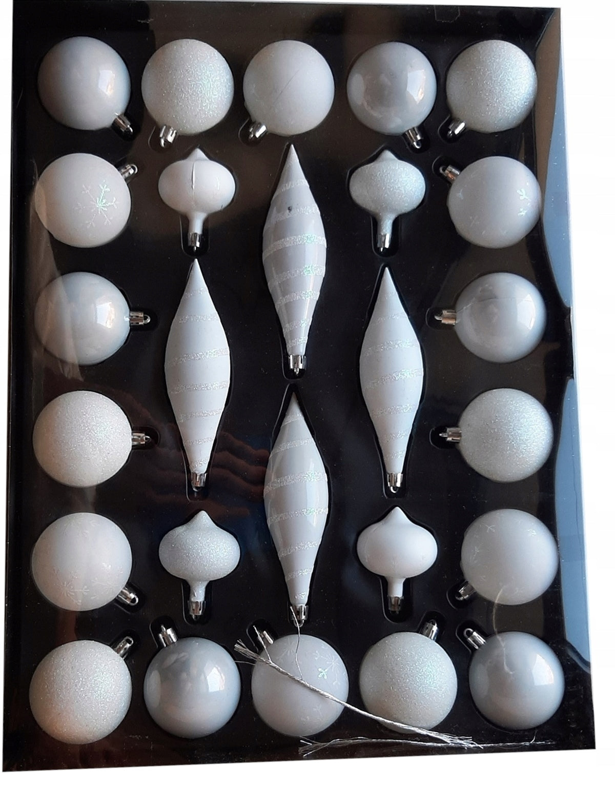 WHITE CHRISTMAS set, baubles, mix of glitter patterns