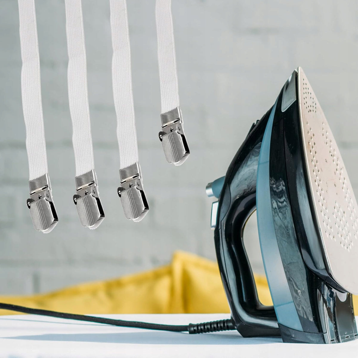 WHITE FASTENING CLIPS FOR IRONING BOARD COVER 4 PIECES Kind Ironing Set