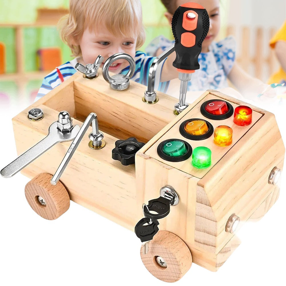 WOODEN TOY MONTESSORI CAR MANIPULATION BOARD SCREWS 3+