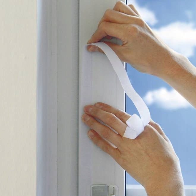 Window Seal for Portable Air Conditioner for Roof Window 4m Dominant color white