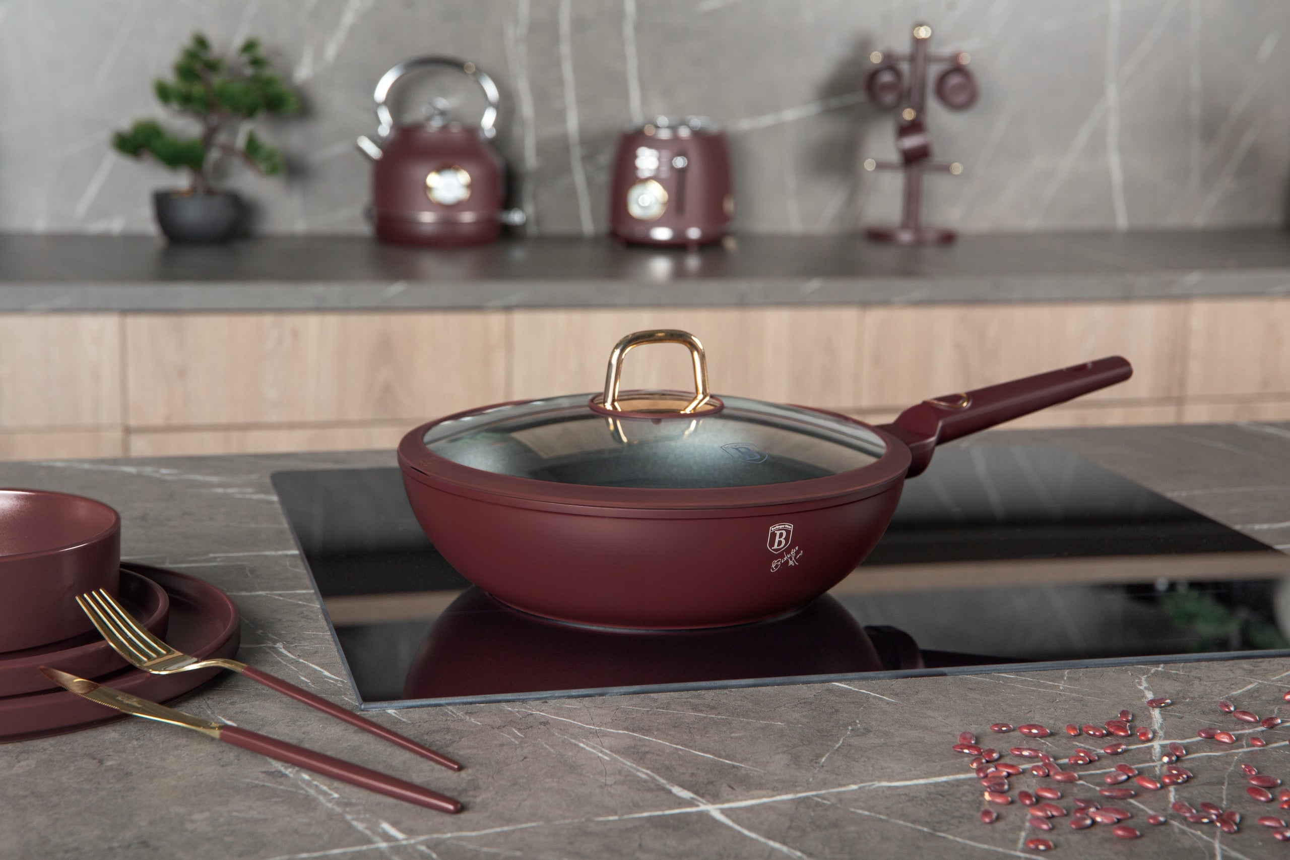 Wok with lid BerlingerHaus 28 cm non-stick BH-8034 EAN (GTIN) 5999108468100