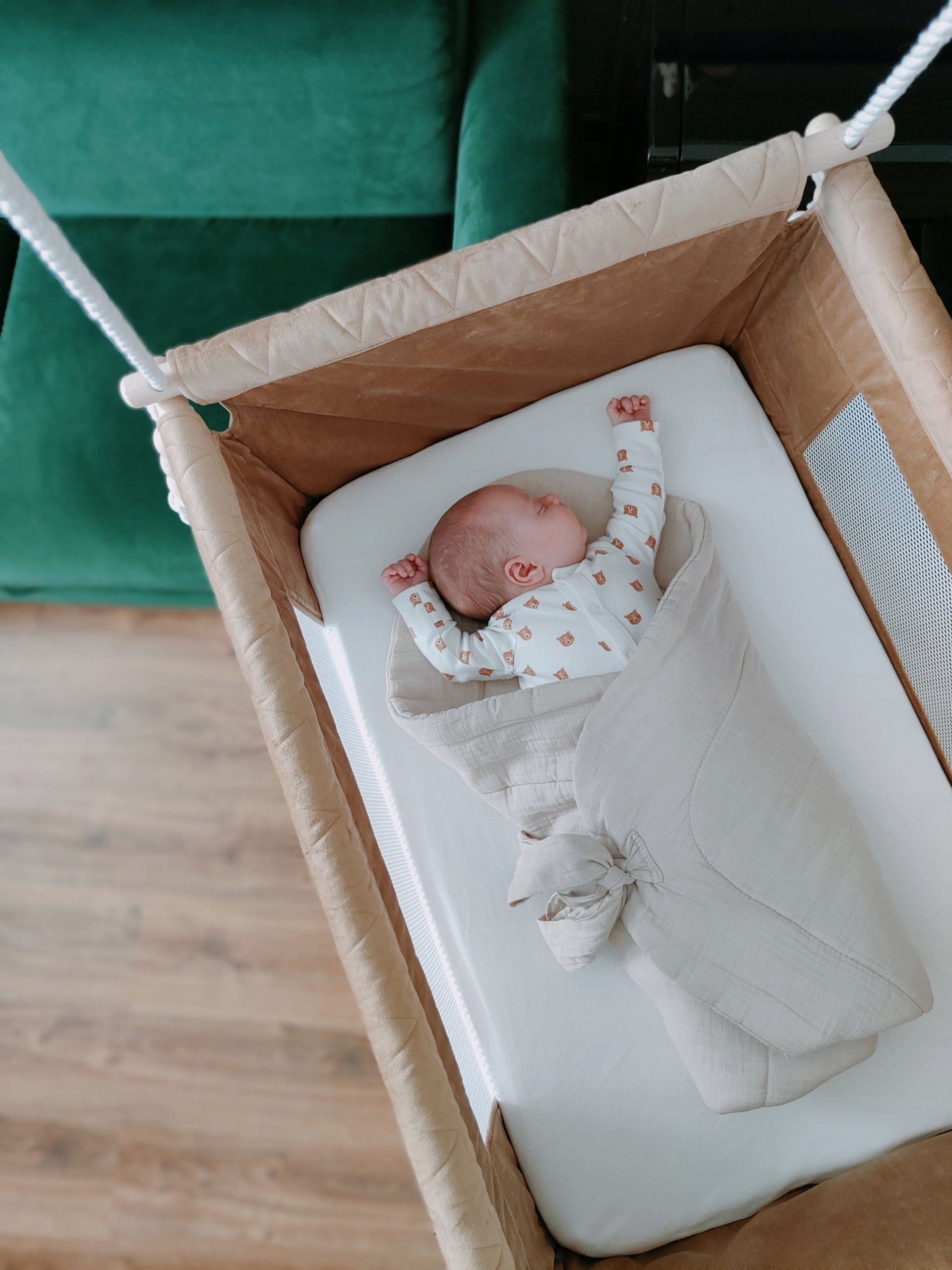Wooden cradle, hanging cot - velvet beige- gift for baby Manufacturer code Kol3