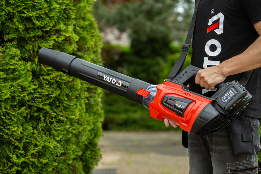 YATO BLOWER 2X18V /WITHOUT BATTERIES/ Tool weight 4.3 kg