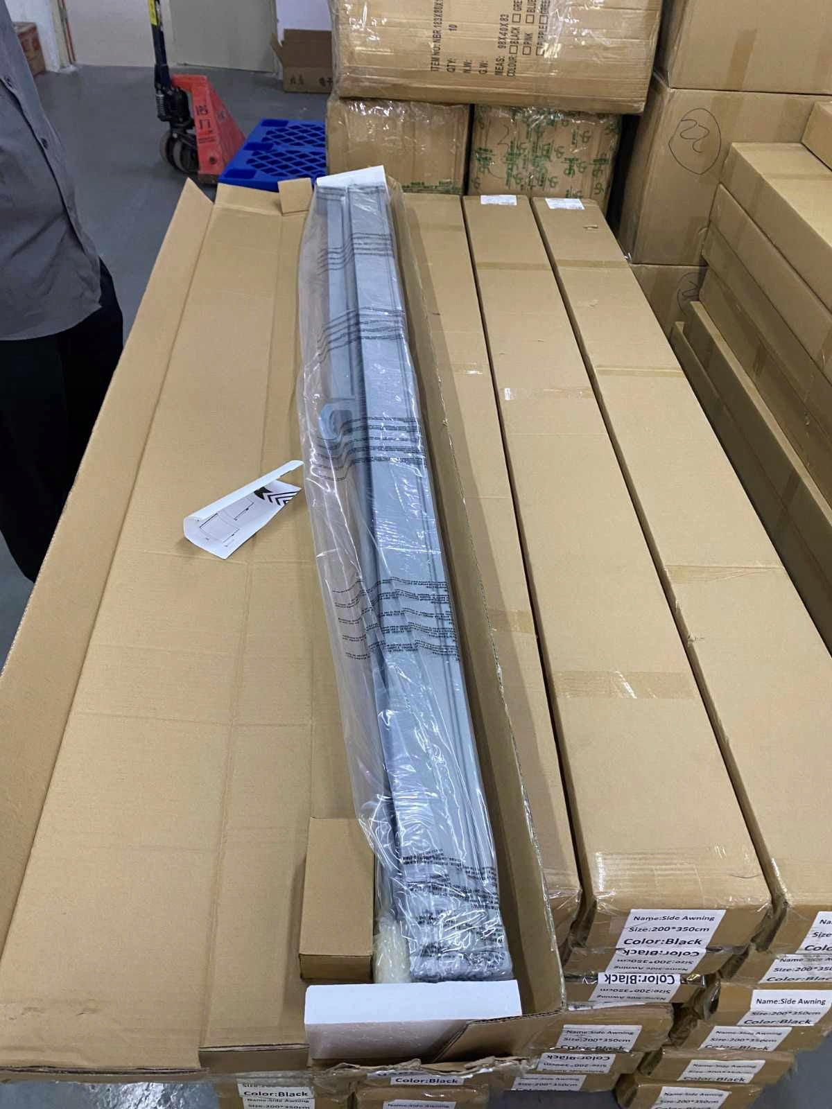 awning vertical roller shutter terrace black coated does not get wet 180 x 350 Packaging status original