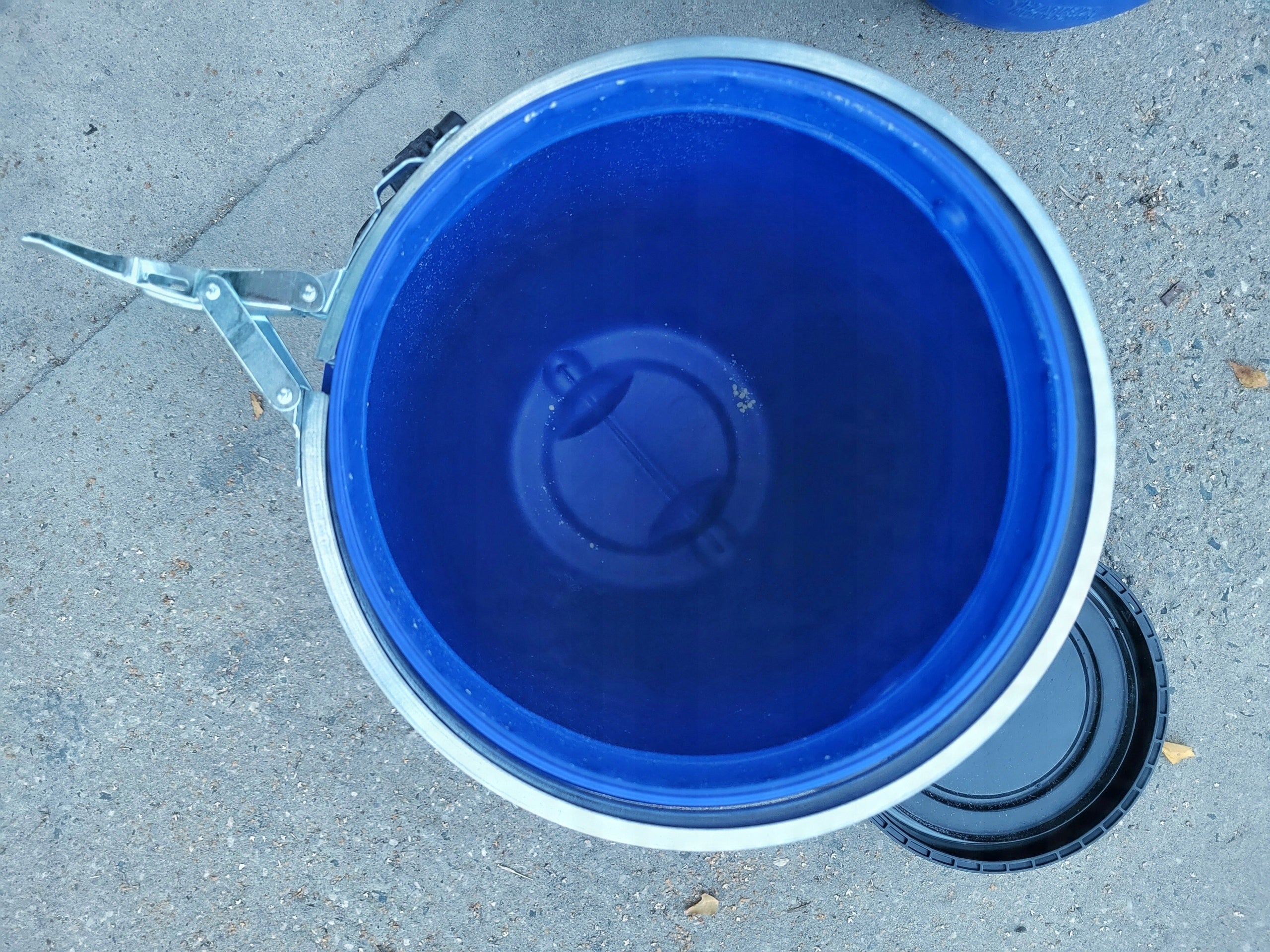 used BARREL with handle buckle cover 30L THICK Manufacturer code B30czekolada