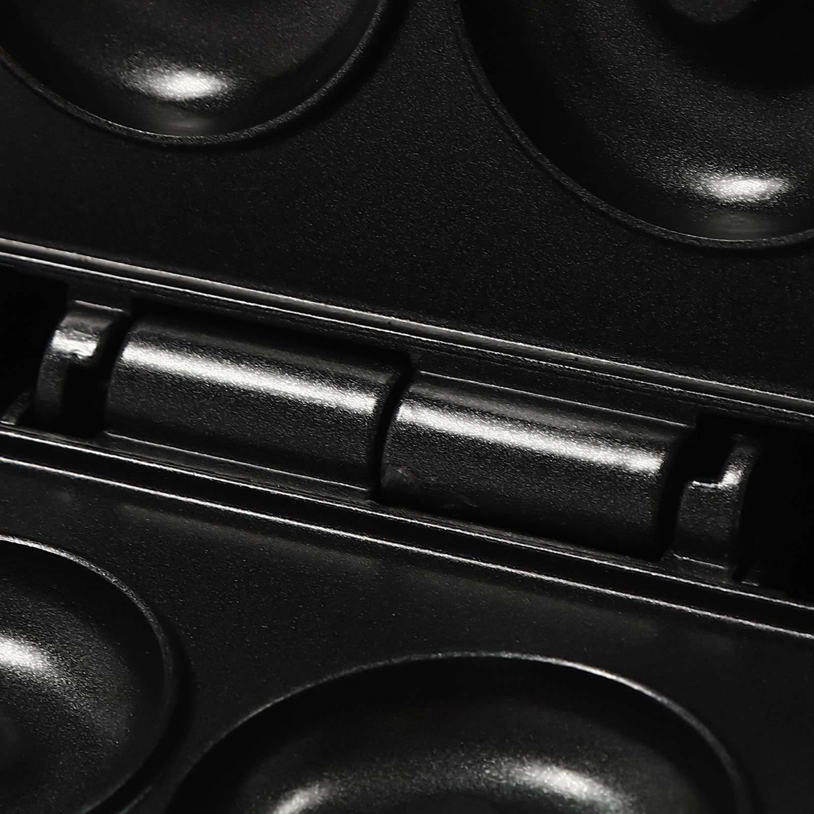 12-Donut Mini Donut Machine, 1200W Doughnut Vending Machine With Shell Dominant color black