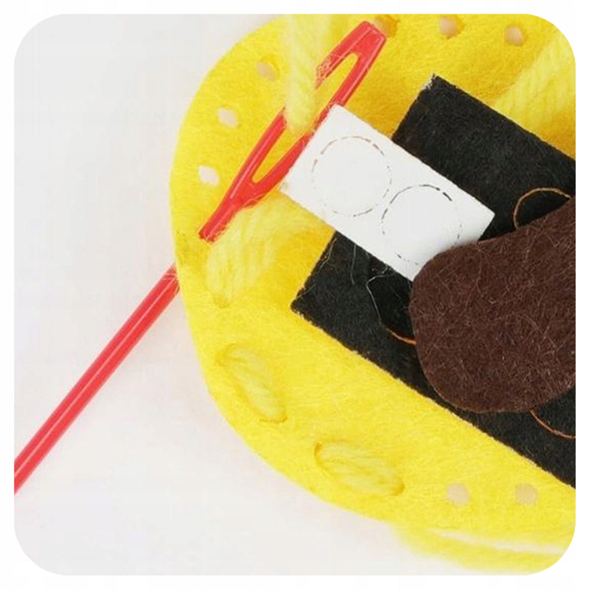 12X FELT EMBROIDERY KEYCHAIN SEWING KIT CREATIVE FOR KIDS DIY Manufacturer code 008227