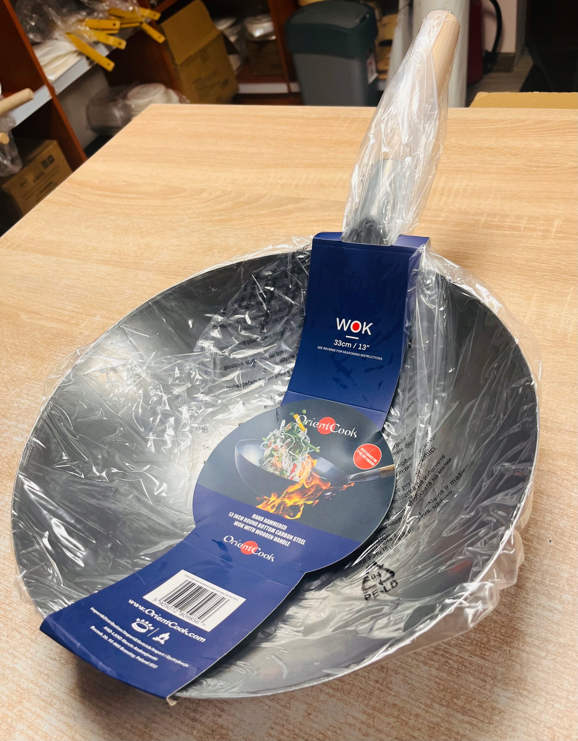 13 inch (33cm) OrientCook Carbon Steel Hand Forged Wok Packaging status original