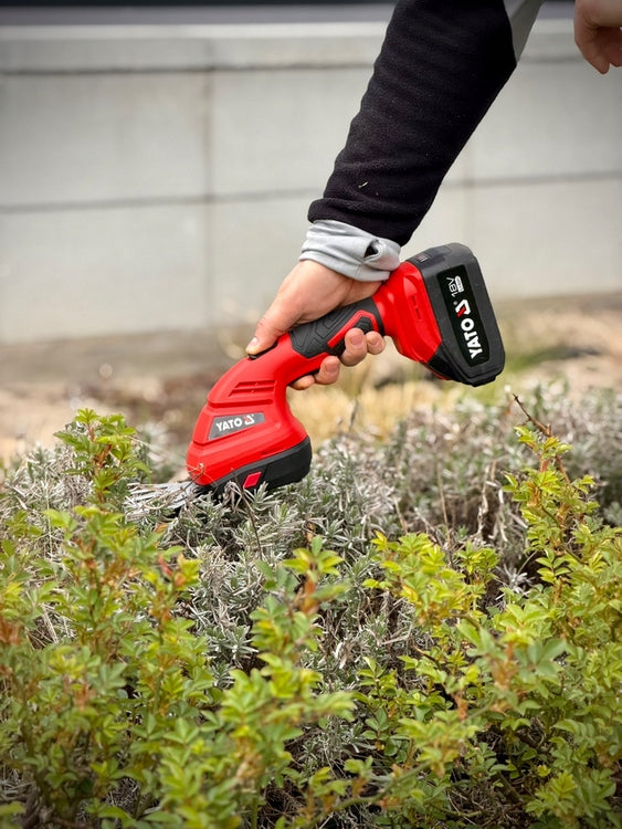 18V BRUSHLESS GRASS AND HEDGE TRIMMER WITH 2AH BATTERY AND CHARGER Brand Yato