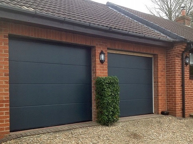 260 x 240 . 250 x 250 GARAGE DOOR SEGMENTED Clean Air Manufacturer Packaging status original