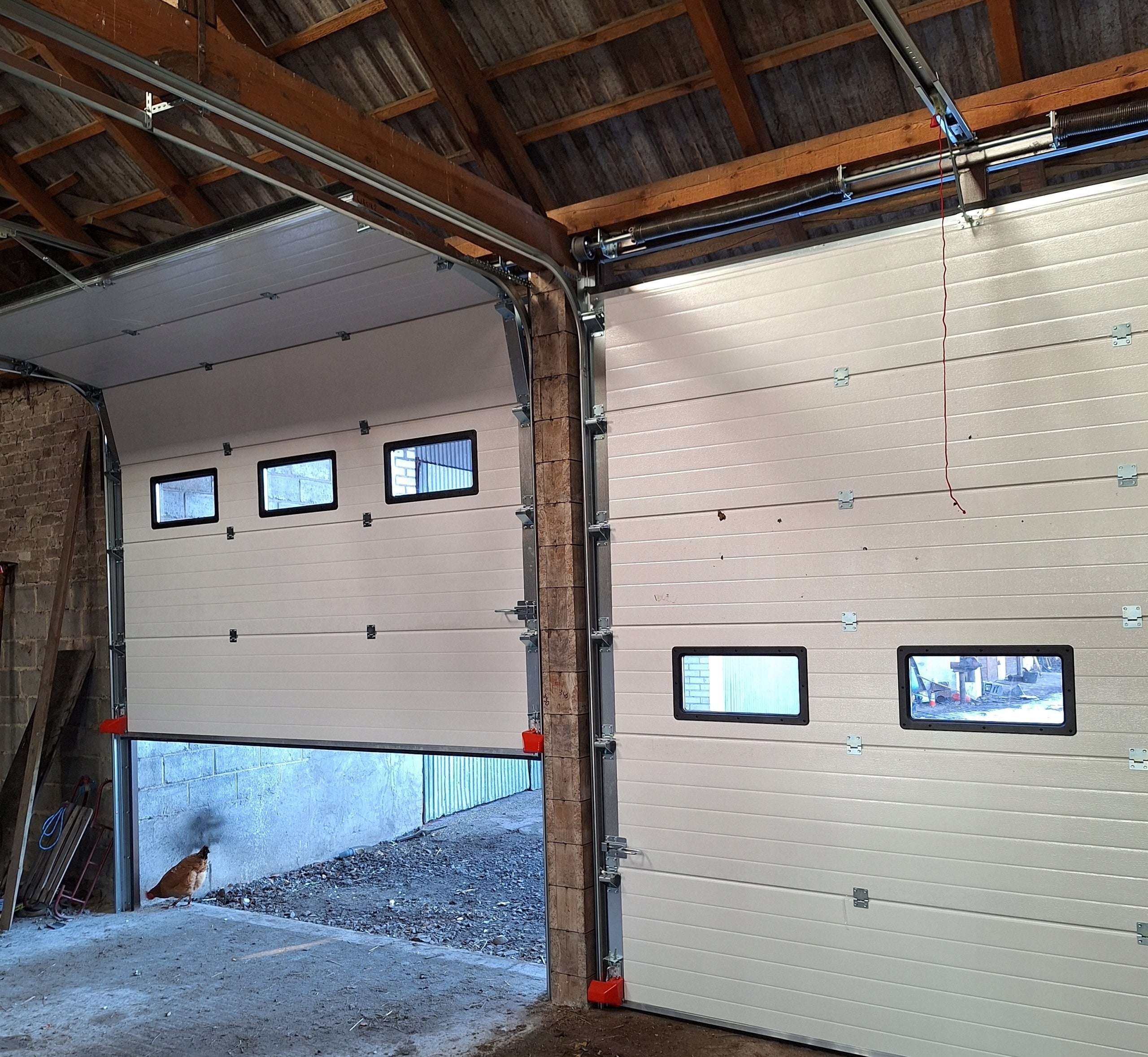 280 x 280 sectional garage door - Service - Clean Air Type full