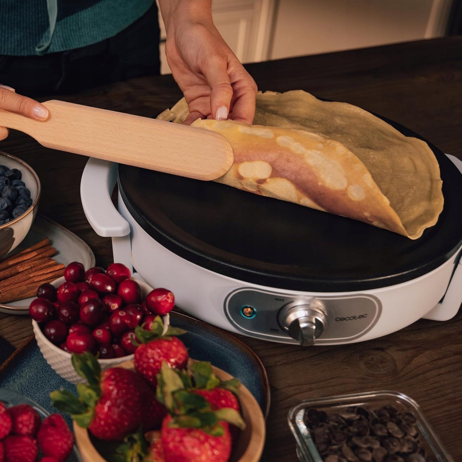 2X ELECTRIC PANCAKE MAKER 30CM 1200W POWER ADJUSTMENT NON-STICK COATING Model 5903387305650