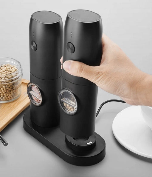 2X ELECTRIC POWERFUL PEPPER SALT GRINDER FOR GIFT WITH CHARGING STATION Packaging status original