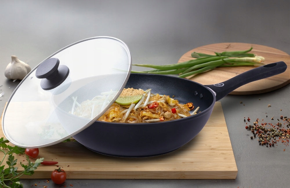 2x Pan Wok Mg Home 28 Cm Black With Lid Nonstick Induction Brand MG Home