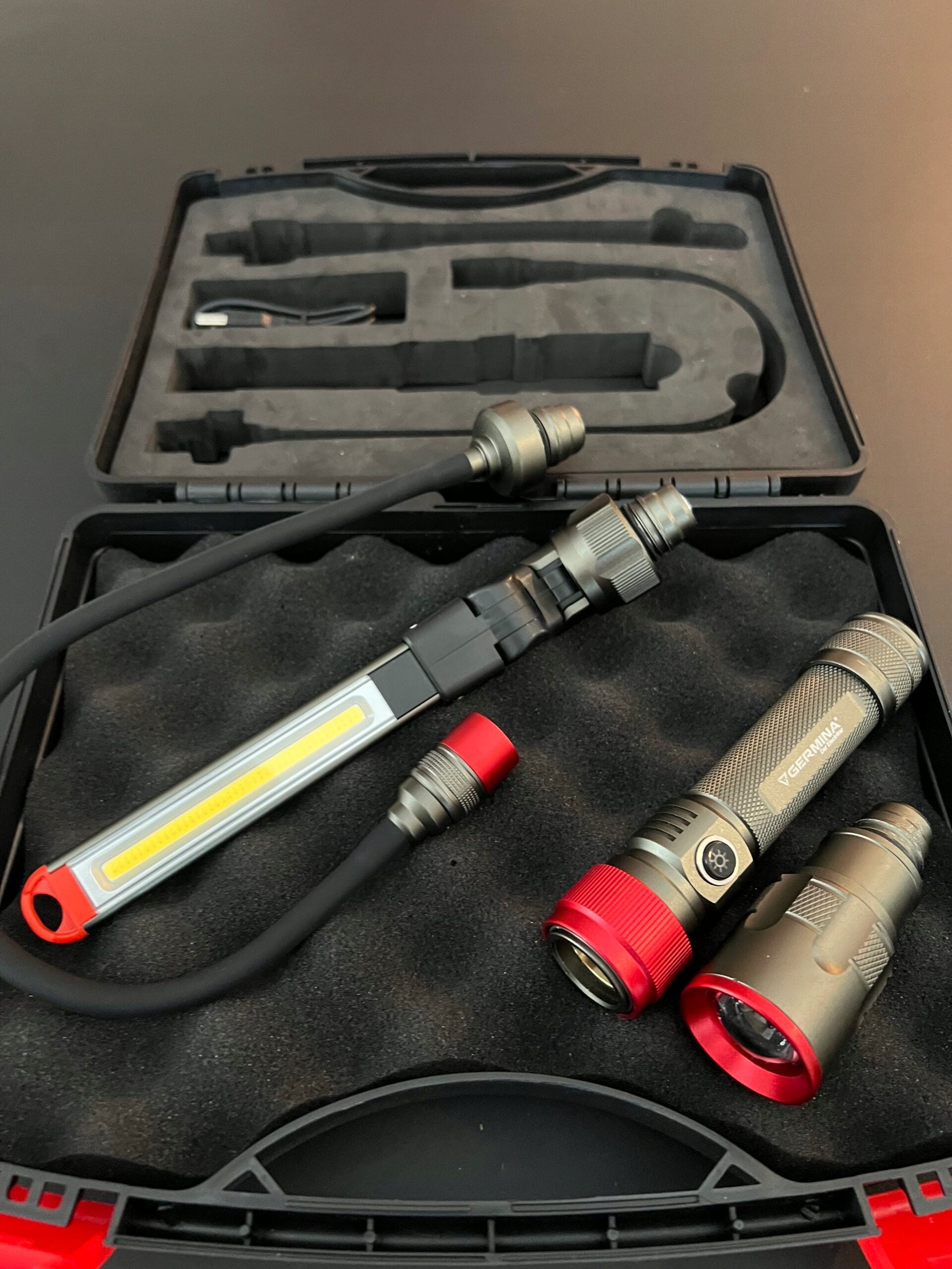 3in1 VELA Multifunction Flashlight with Removable USB Head Magnet GERMINA Brightness 350 lm