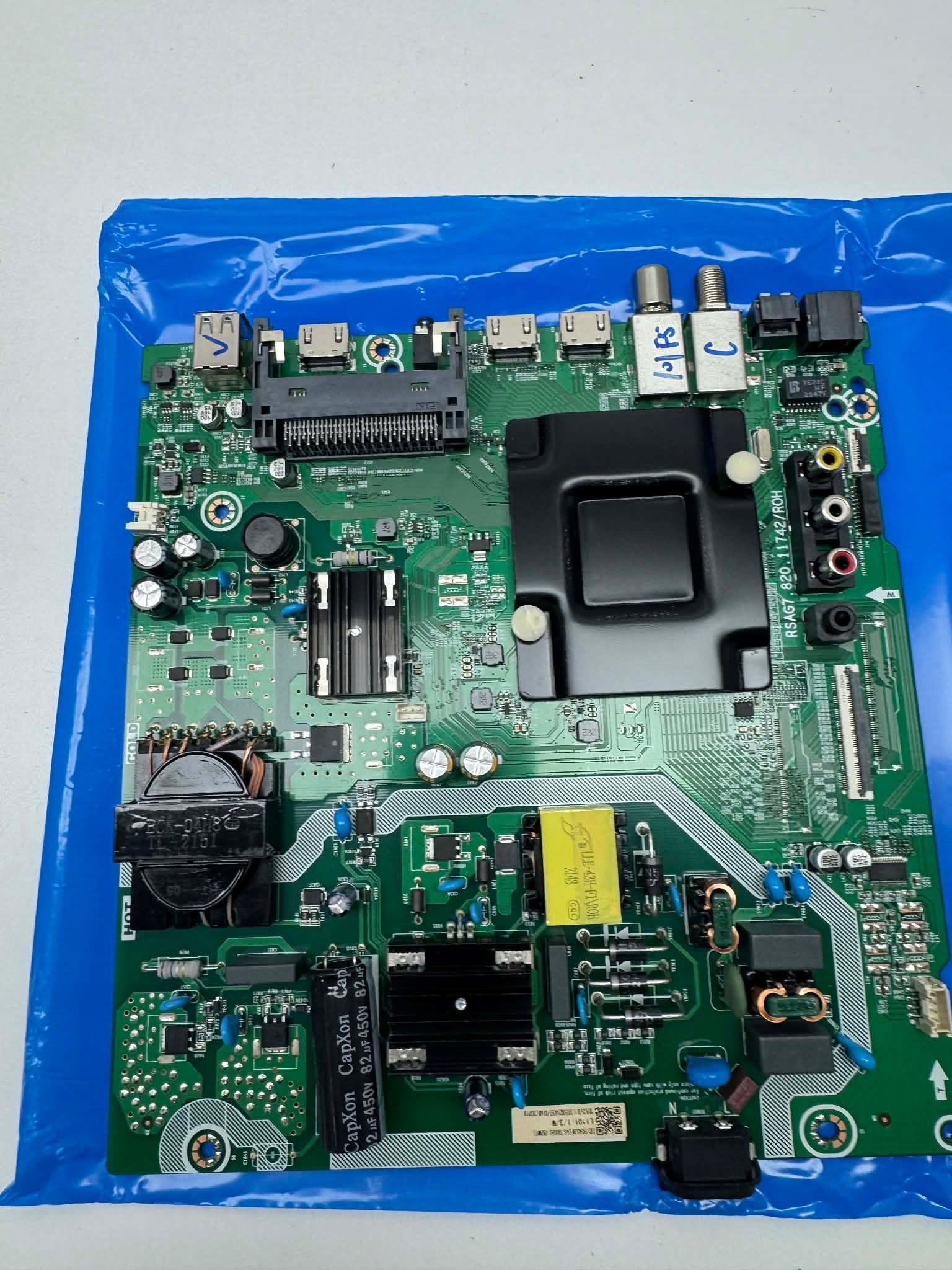 42/72 Motherboard HISENSE 50A6BG RSAG7.820.11742/ROH HT307625