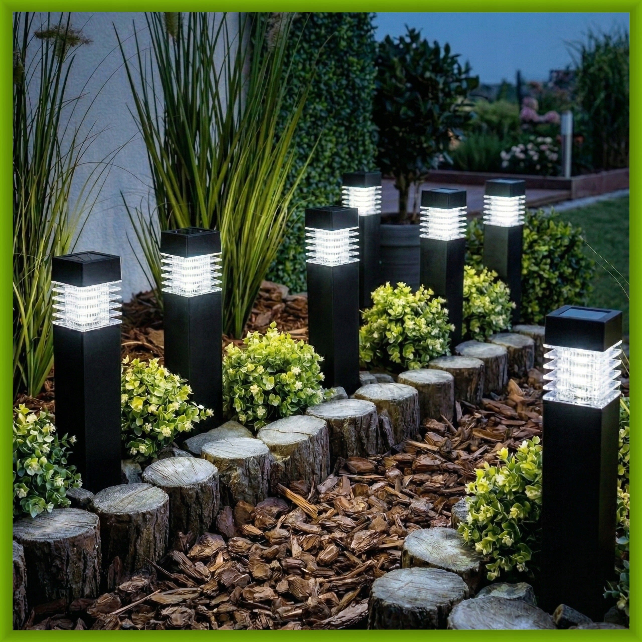 4x SOLAR GARDEN LIGHTS LED HAMMERED OUTDOOR POST FOR GARDEN TERRACE Packaging status original