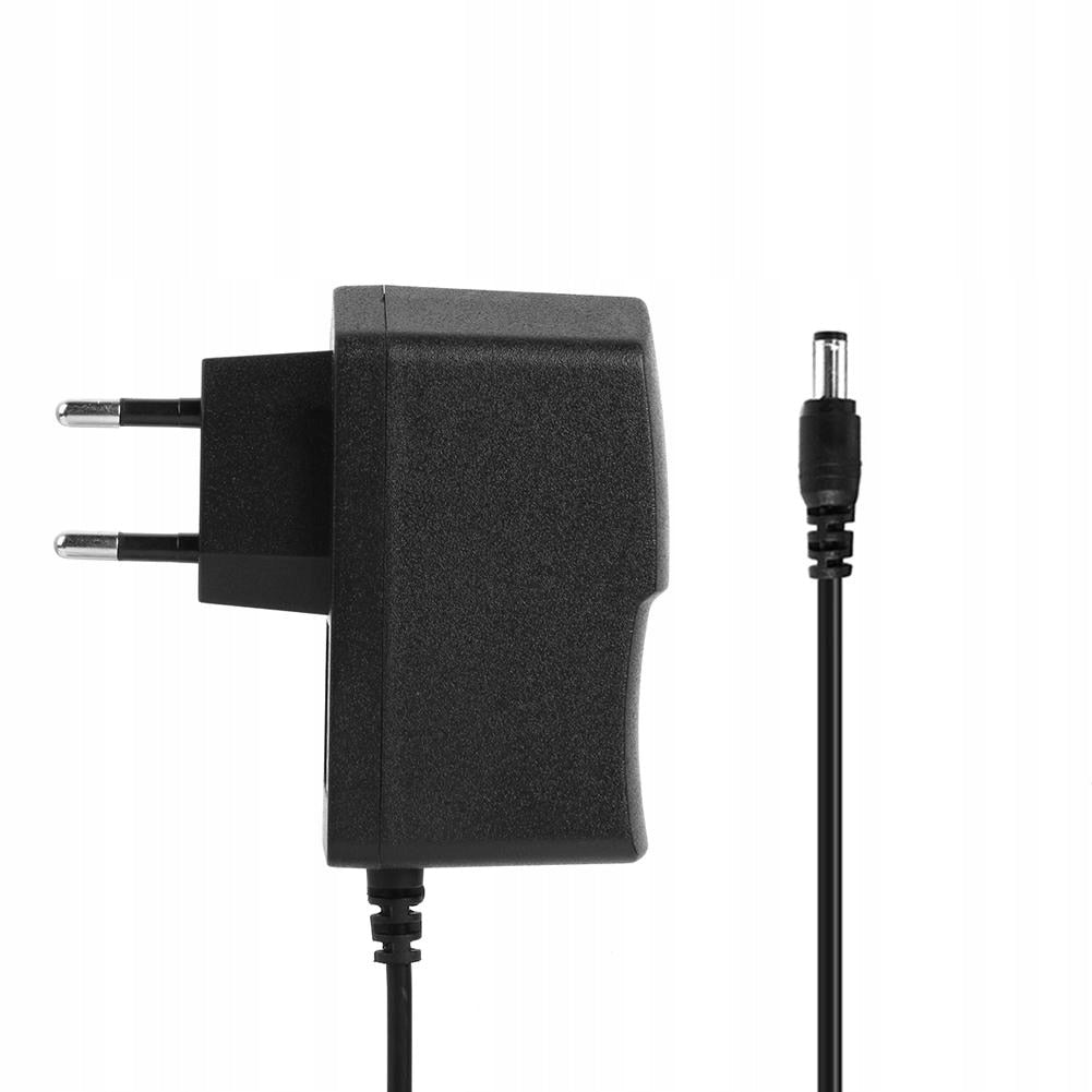 8,4V Charger 8,4V 1A to 18650 Polymer Li-ion 8,4V 1A