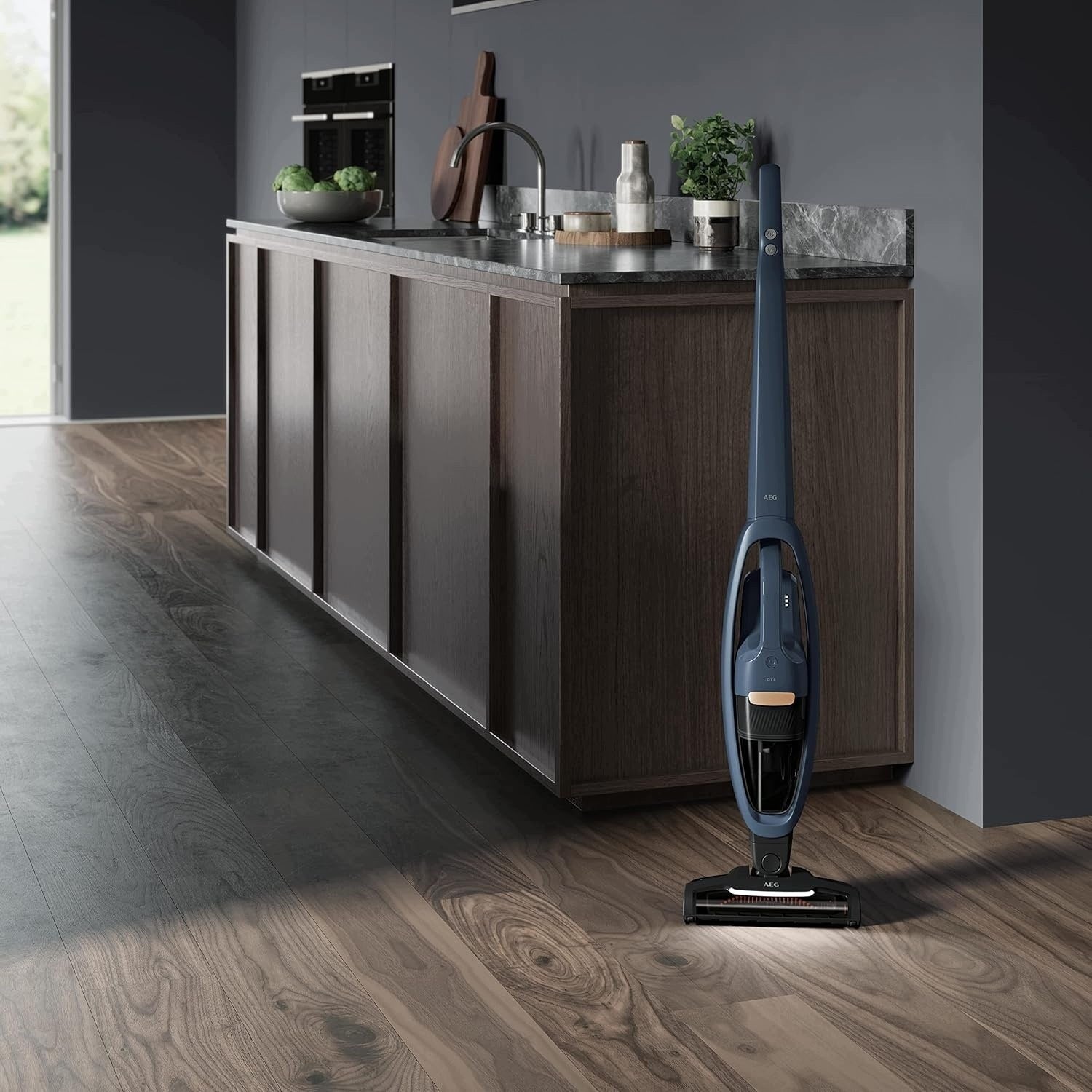 AEG QX7-1-I360 UPRIGHT VACUUM CLEANER, BLUE, 27.0W 21.6V Packaging status original