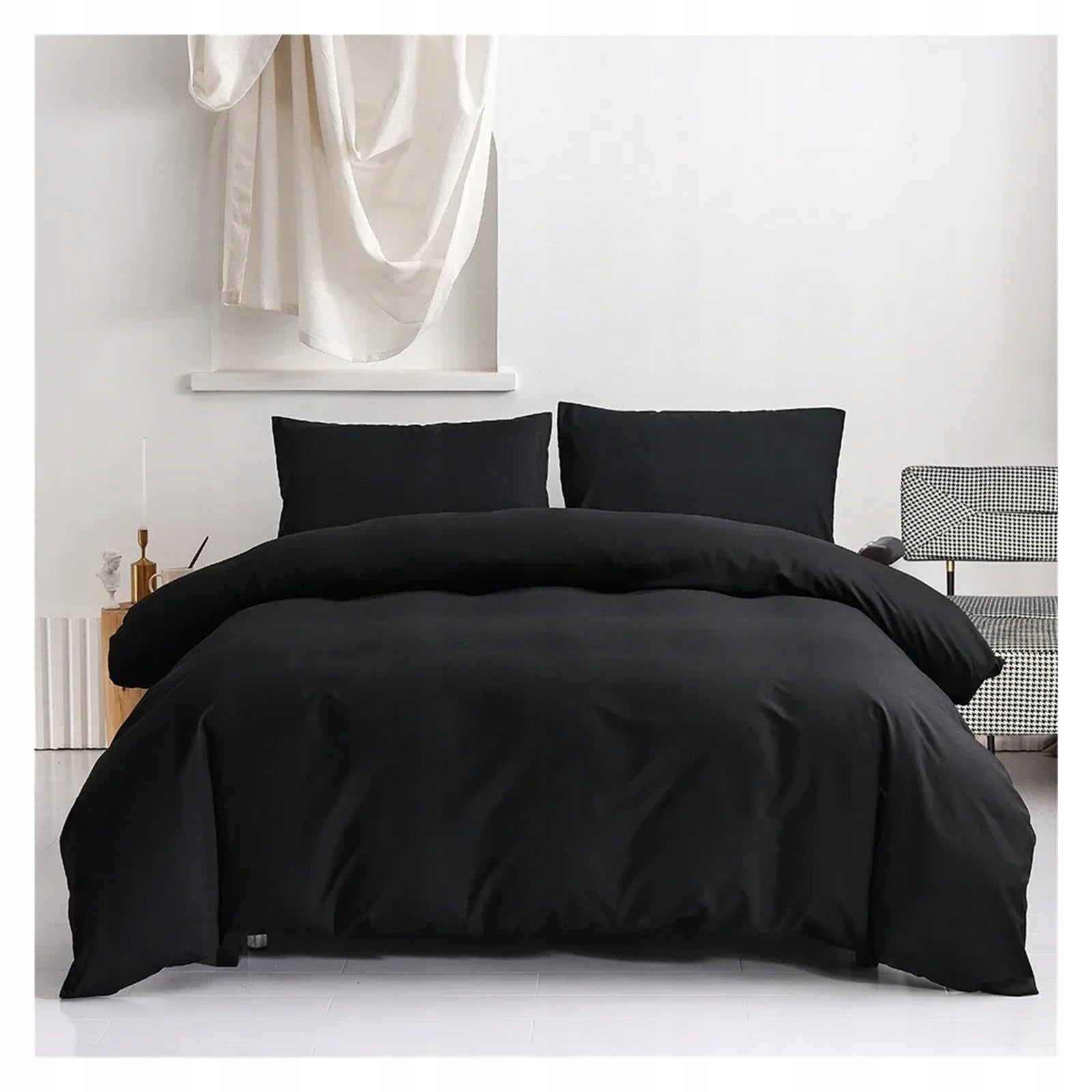 ALL-SEASON ANTI-ALLERGIC QUILT SET 160x200 + 2x PILLOW 70x80 BLACK Manufacturer code ZESTAW KOŁDRA + 2x PODUSZKA