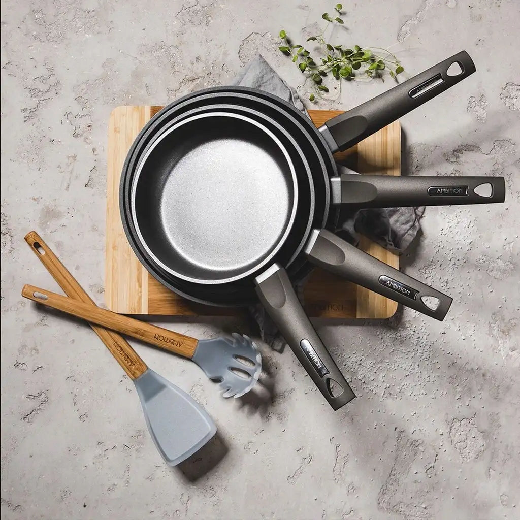 AMBITION MAGNAT Aluminium pan 24 cm / coating ILAG Non-Stick Premium Manufacturer code 34035