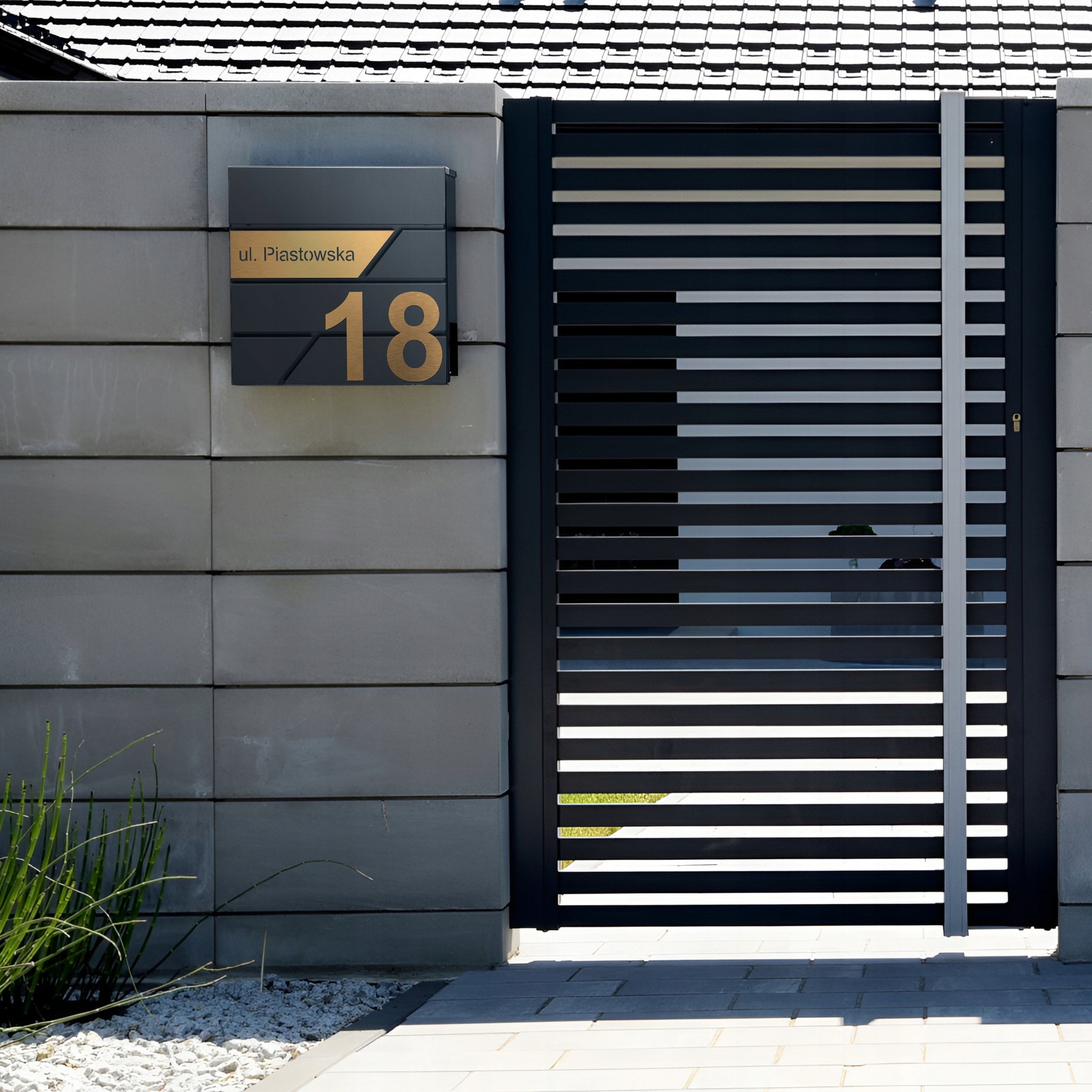 ANTHRACITE MAILBOX + GOLD NUMBERS LAMINATE Product height 37 cm